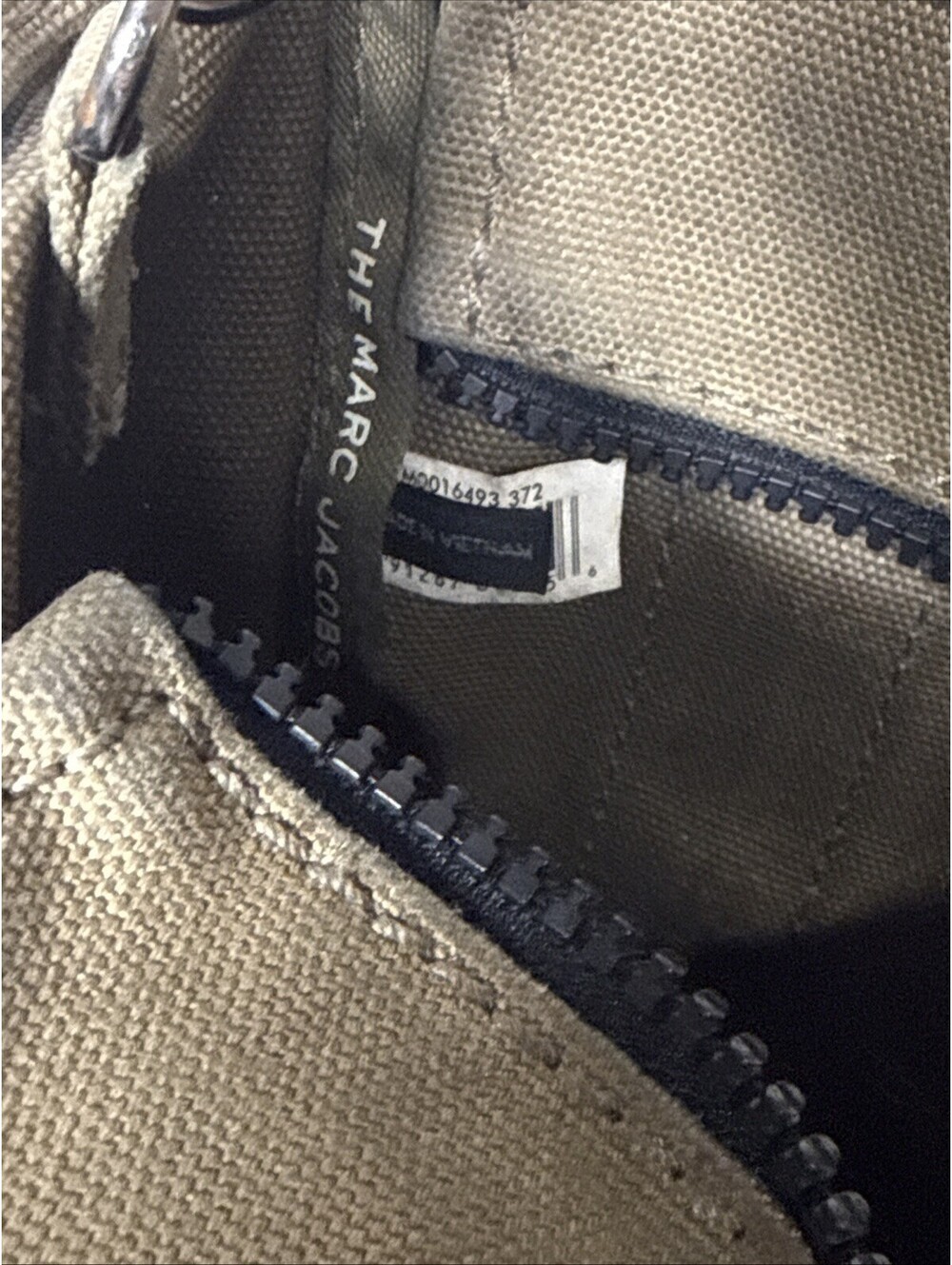 Marc Jacobs The Mini Tote Bag Khaki Canvas Crossbody Purse - Stained - Picture 11 of 13